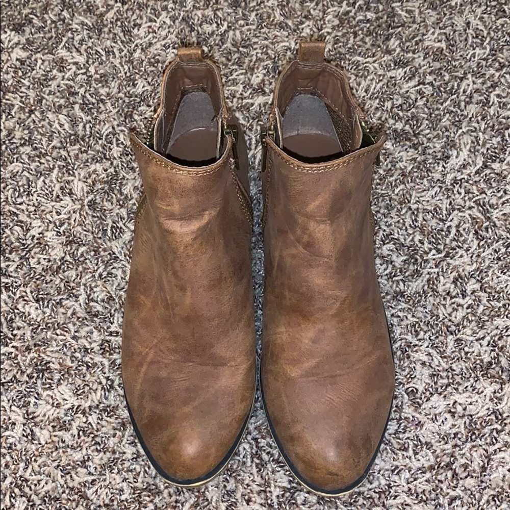Women’s booties🤎
